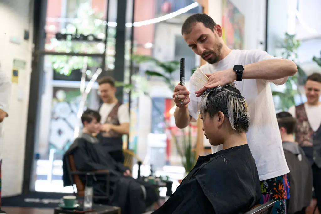 The Barbershop Auto-Funnel in Bitrix24: From Losing Revenue to Loyal Customers The Barbershop Auto-Funnel in Bitrix24: From Losing Revenue to Loyal Customers