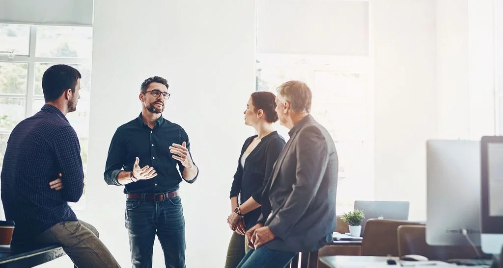 Understanding Project Team Roles & Responsibilities: A Comprehensive Guide Understanding Project Team Roles & Responsibilities: A Comprehensive Guide