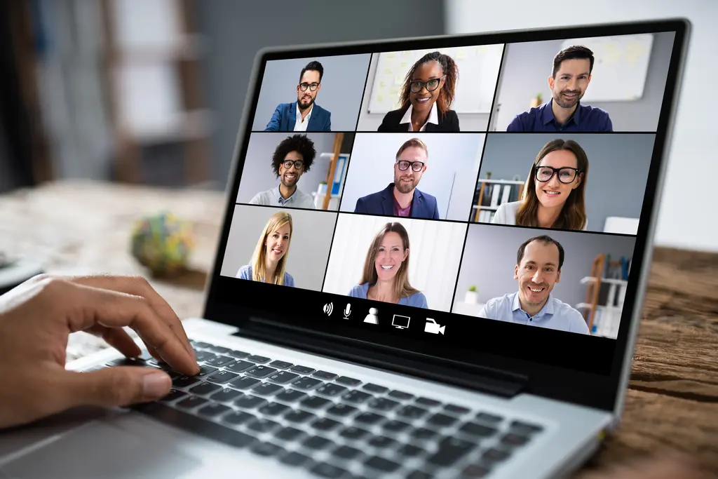 Top Tools for Enhancing Employee Engagement in Hybrid Work Environments Top Tools for Enhancing Employee Engagement in Hybrid Work Environments