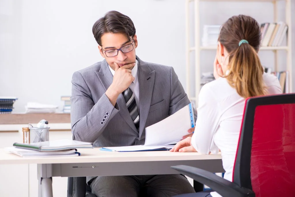 11 Essential Sales Tools Every Sales Reps Should Use 11 Essential Sales Tools Every Sales Reps Should Use