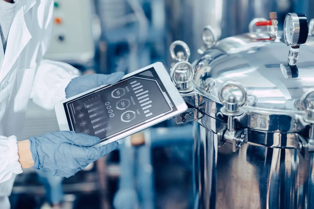 What is CRM for manufacturing and how Bitrix24 can help